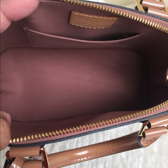 Louis Vuitton Rose Velours Vernis Alma BB - Picture 14 of 16